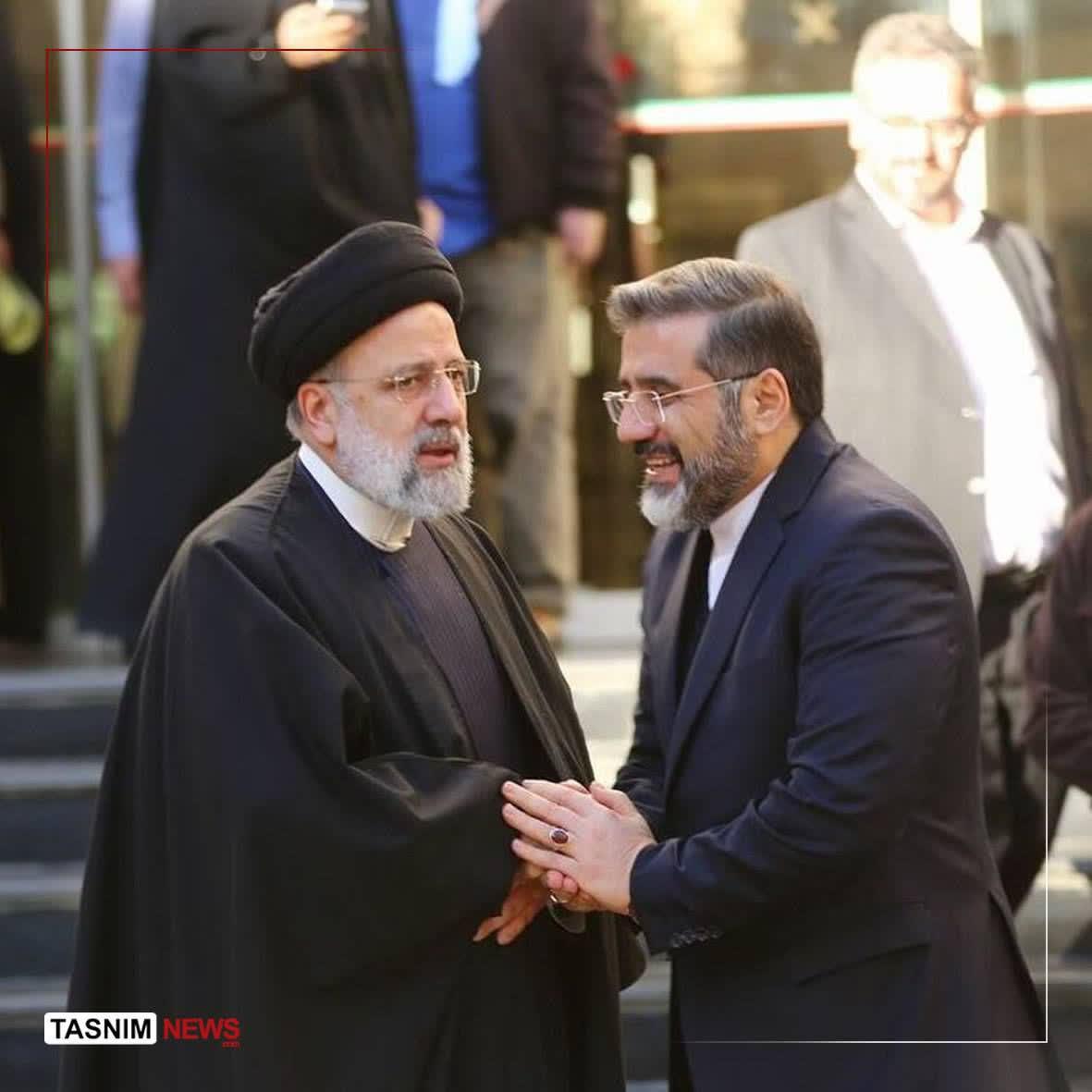 شهید رئیسی تمام درآمدهایش را وقف خود آستان کرده بود